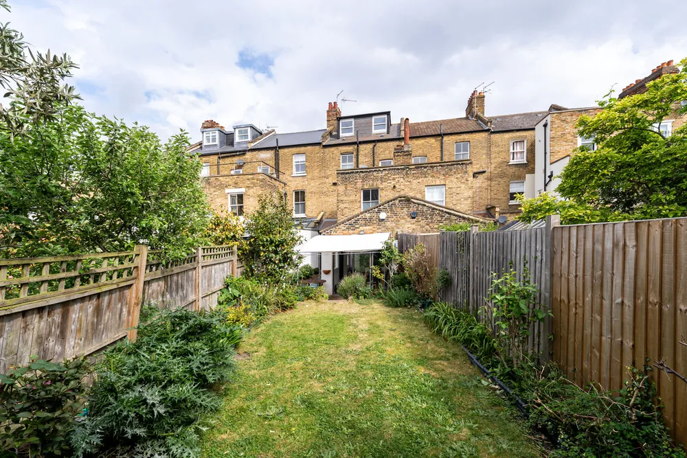 Lydon Road, London, SW4