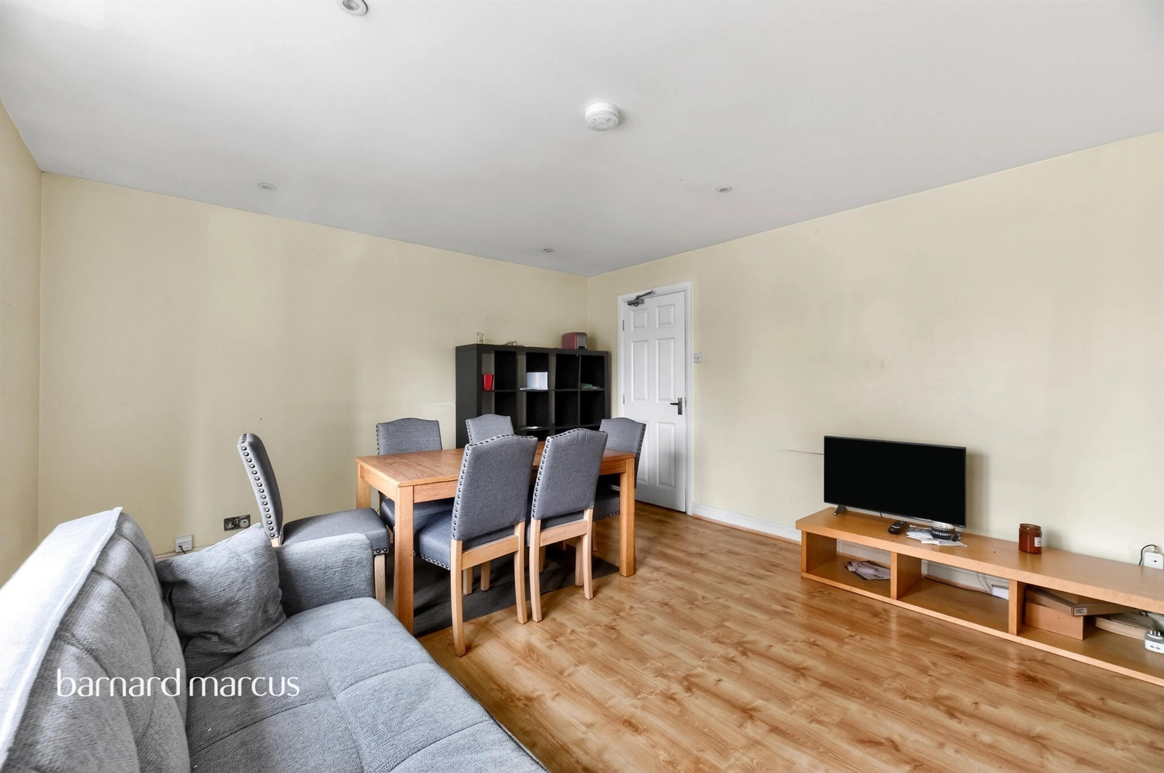 Property at Hazelhurst Road, London