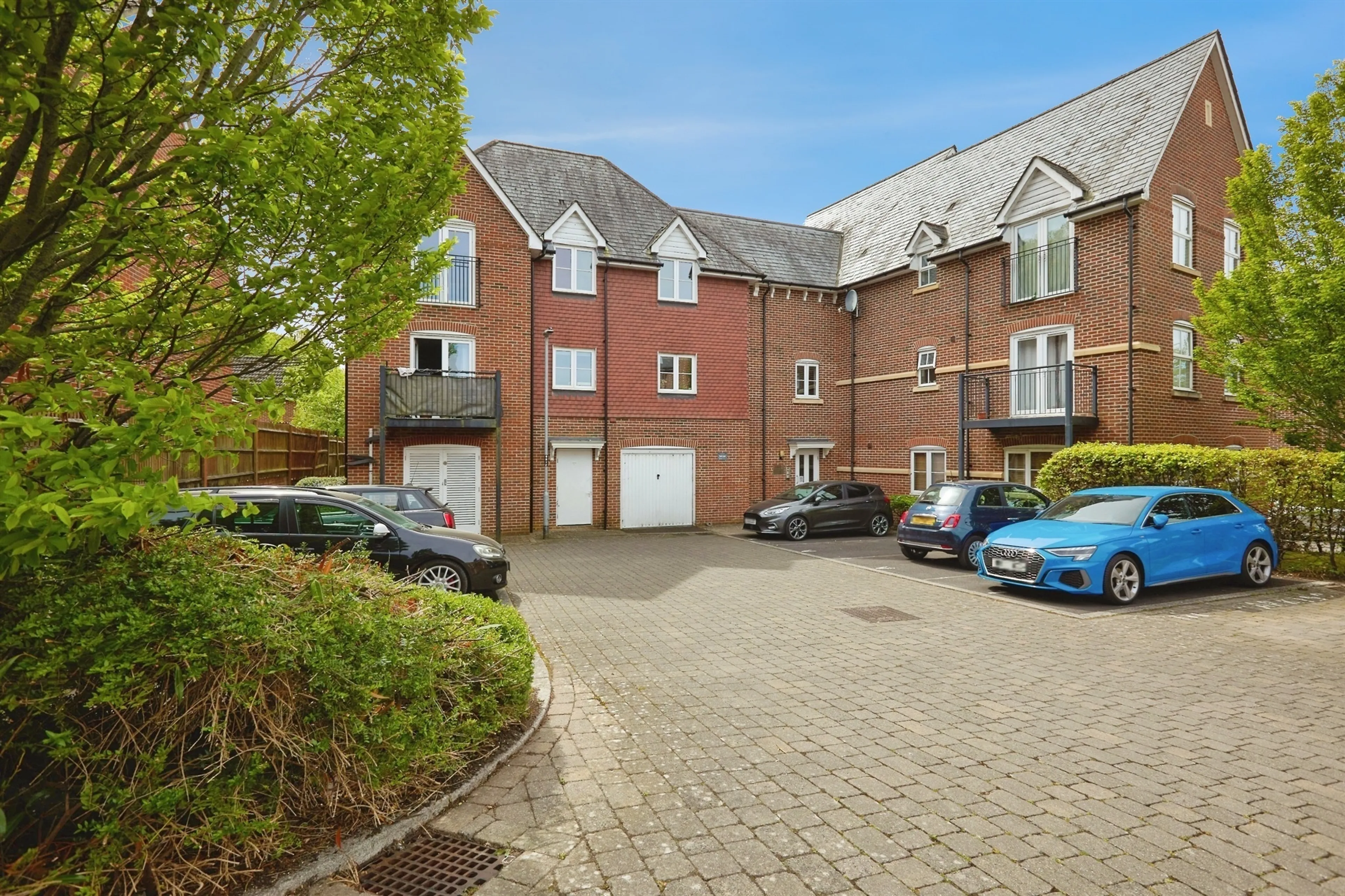 Property at Pilgrims Way, Laverstock, Salisbury