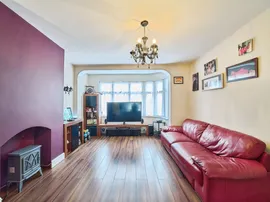 Dereham Road, Barking thumb 3