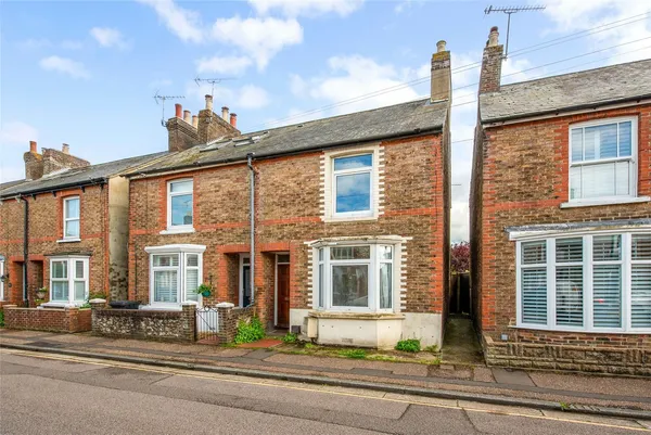Cleveland Road, Chichester, PO19 photo 1
