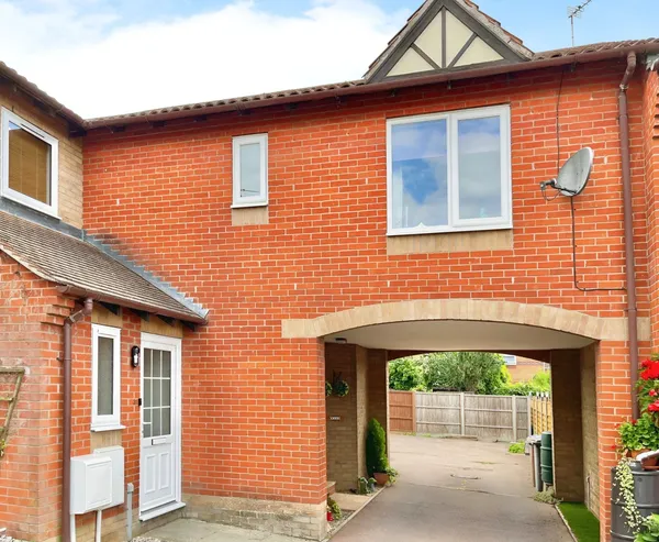 Greensway Crescent, IP32 7JP, Bury St. Edmunds