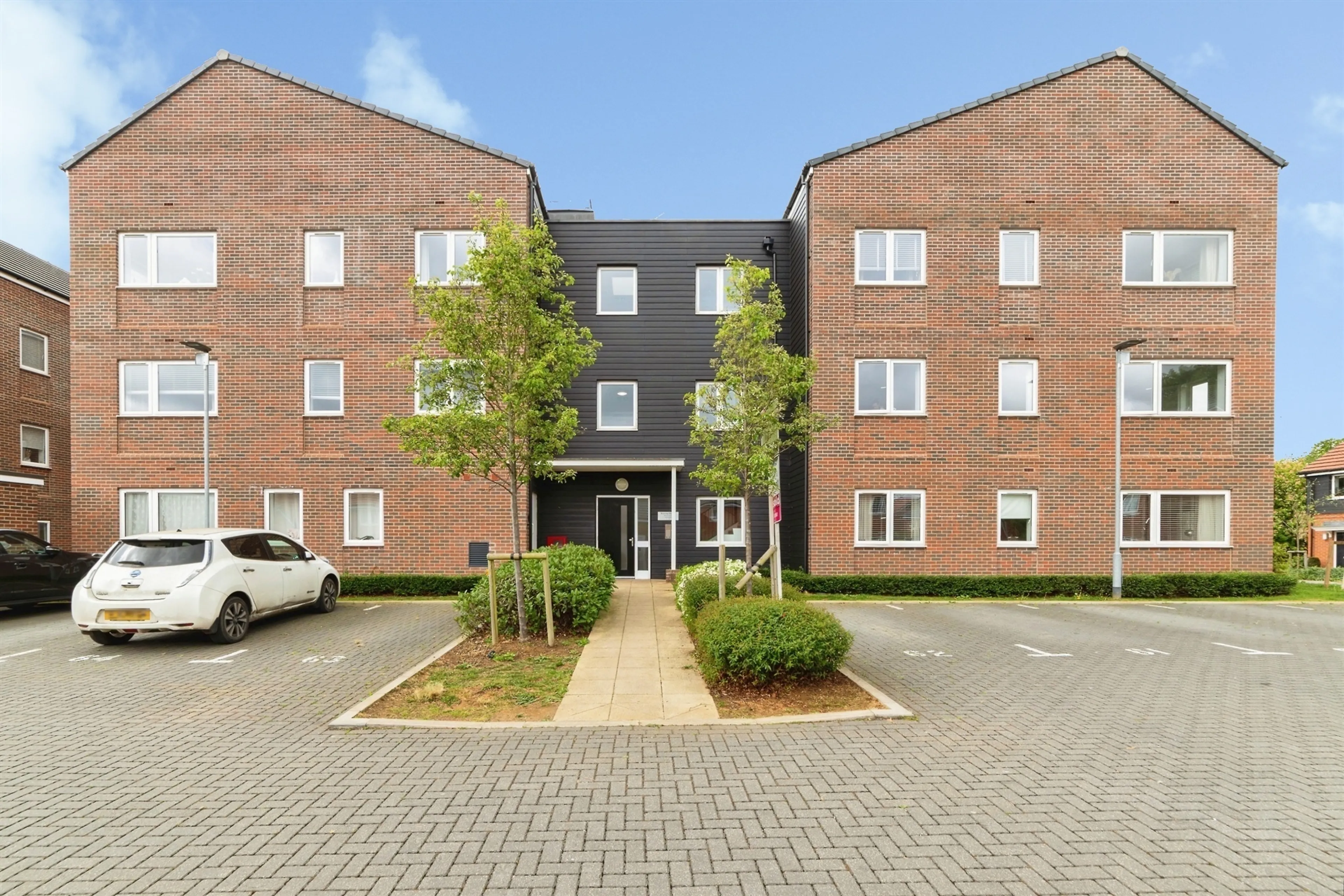 Property at Blossom Drive, Welwyn Garden City