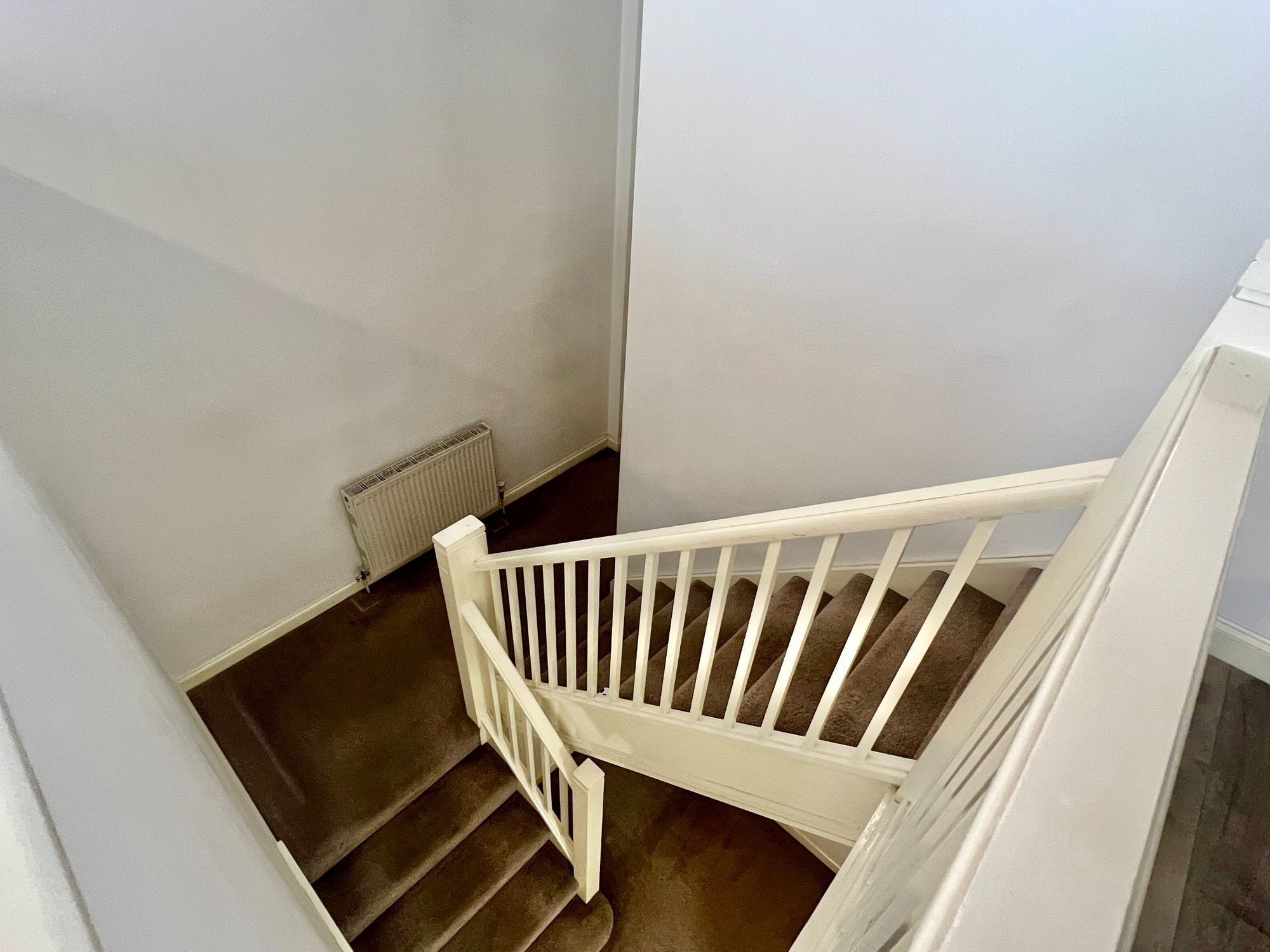 Whirligig Lane, Taunton - NO onward chain! Image 6