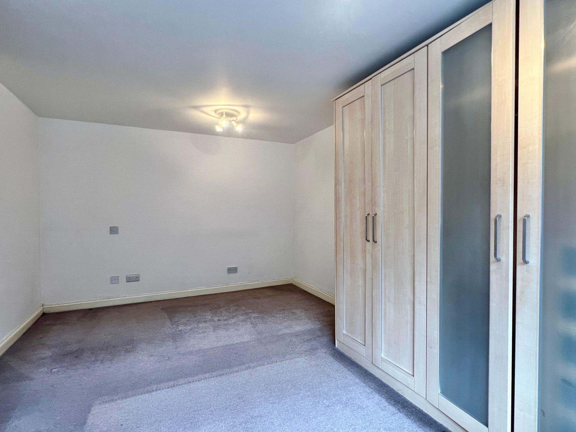 Whirligig Lane, Taunton - NO onward chain! Image 10