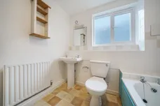 Cortis Road, London, SW15 photo 11