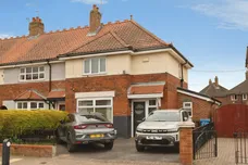 25th Avenue, HULL