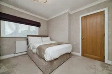 25th Avenue, HULL