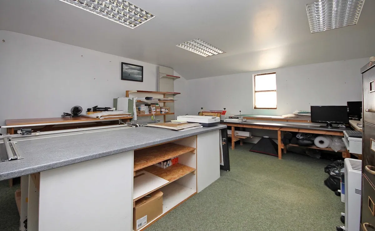 Dulas, Isle of Anglesey, LL70
