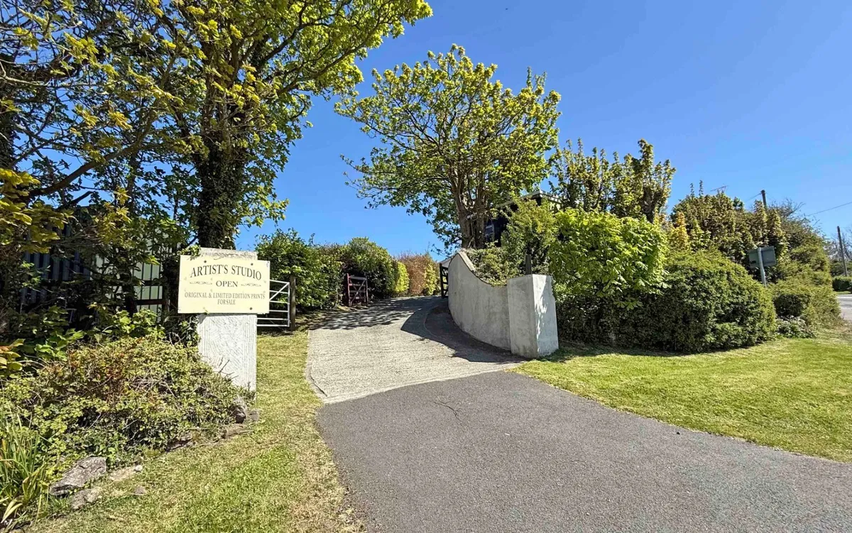 Dulas, Isle of Anglesey, LL70
