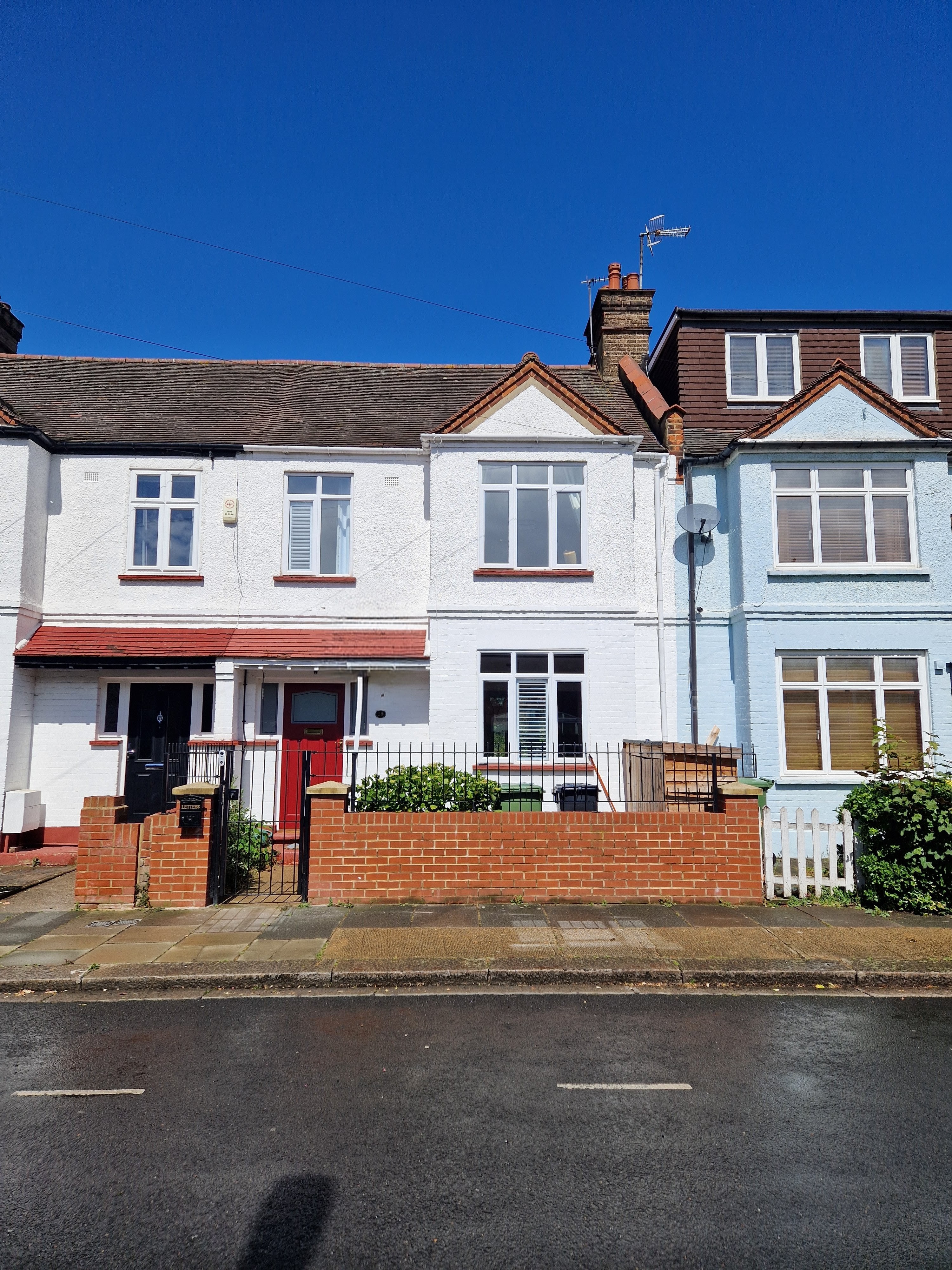 Sulivan Road Fulham London SW6 3DT Image 1