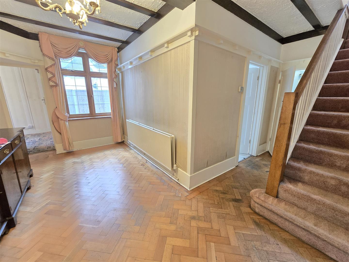 Mount Drive, Wembley Image 15