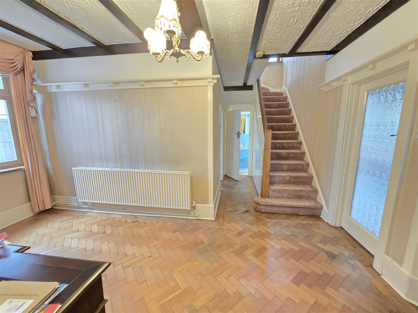 Mount Drive, Wembley Image 16