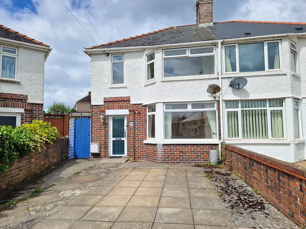 POPLAR CRESCENT, PORTHCAWL, CF36 5LF