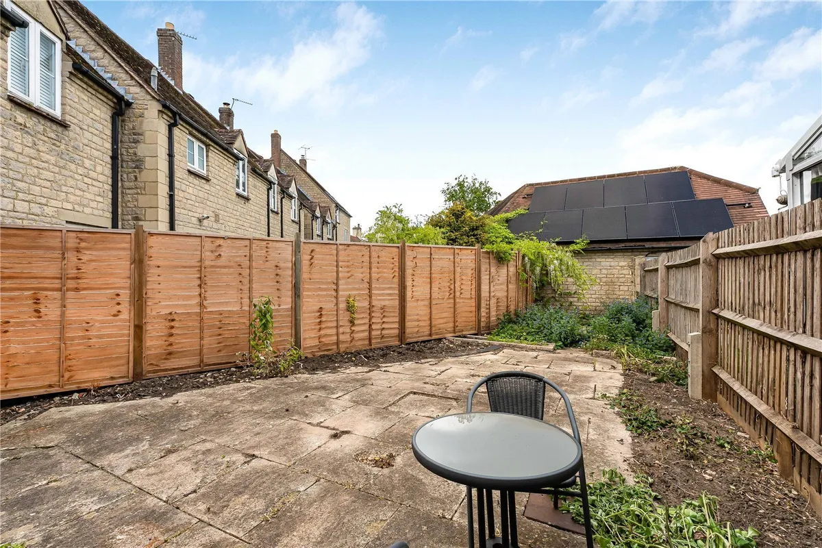 Beauchamp Lane, Oxford, Oxfordshire, OX4