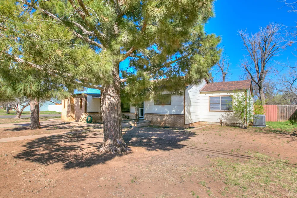 66 W 34th St, San Angelo, TX 76903