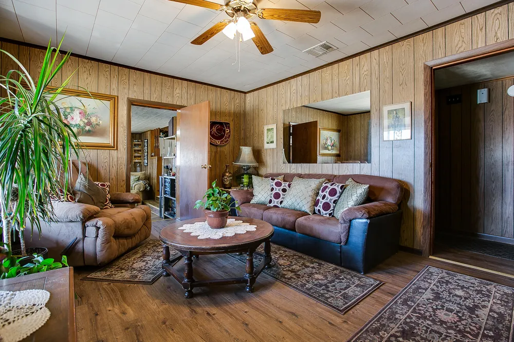 66 W 34th St, San Angelo, TX 76903