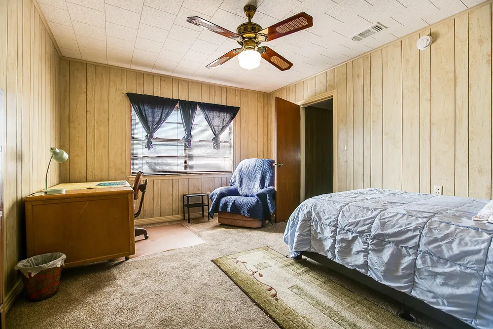 66 W 34th St, San Angelo, TX 76903