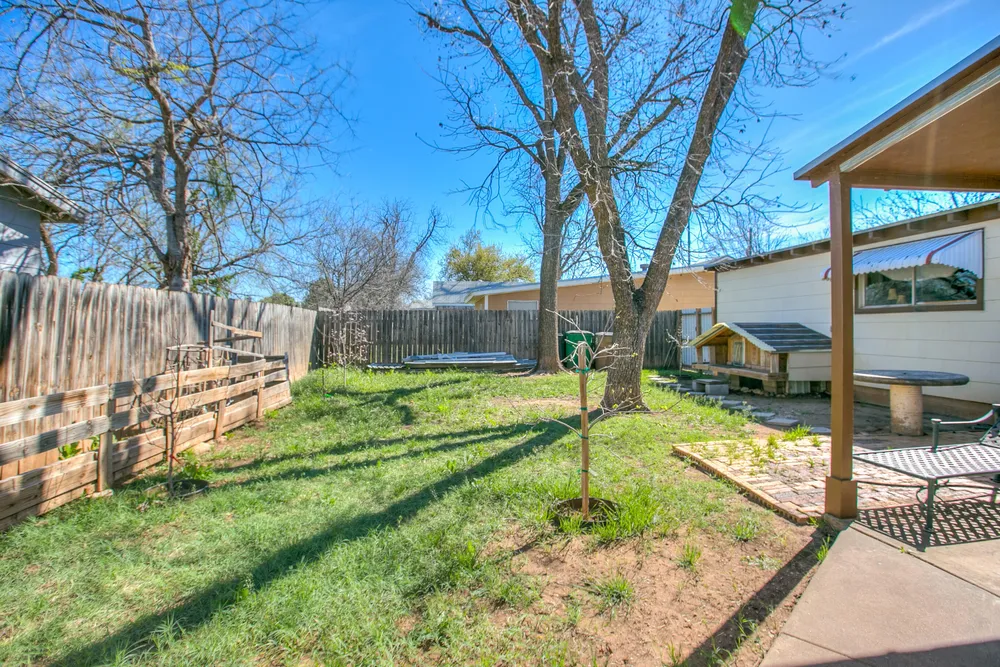 66 W 34th St, San Angelo, TX 76903