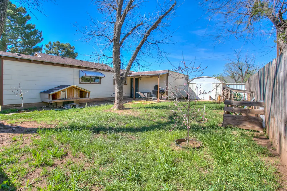 66 W 34th St, San Angelo, TX 76903