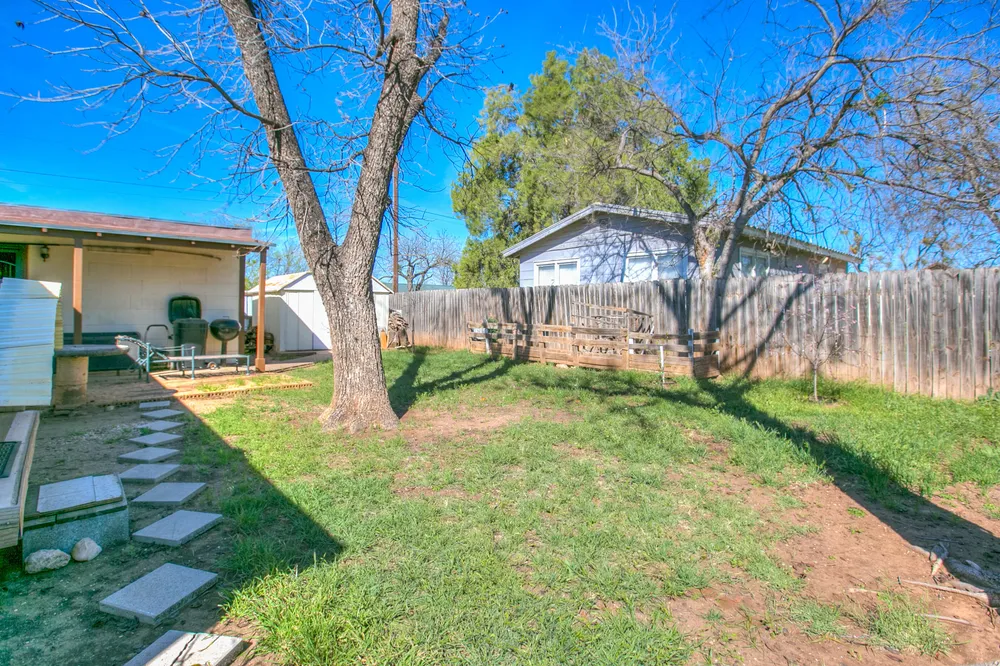 66 W 34th St, San Angelo, TX 76903
