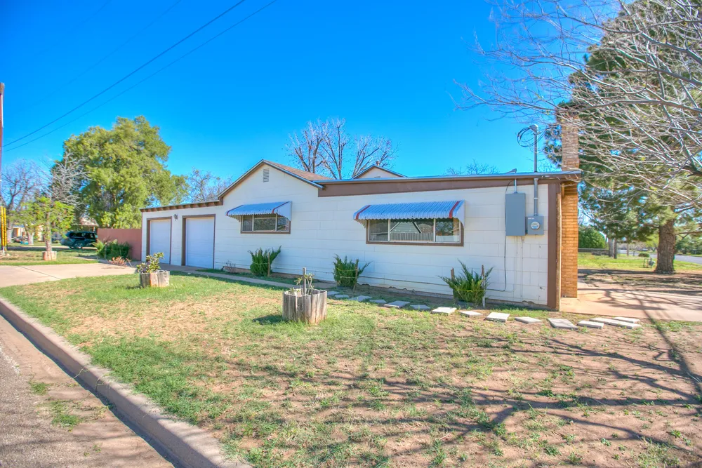 66 W 34th St, San Angelo, TX 76903
