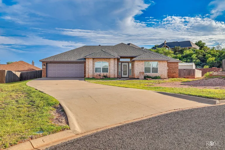 5805 Barrington Ct, San Angelo, TX 76901-5004