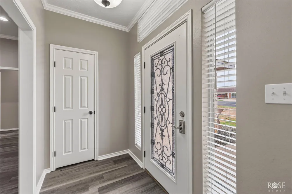 5805 Barrington Ct, San Angelo, TX 76901-5004