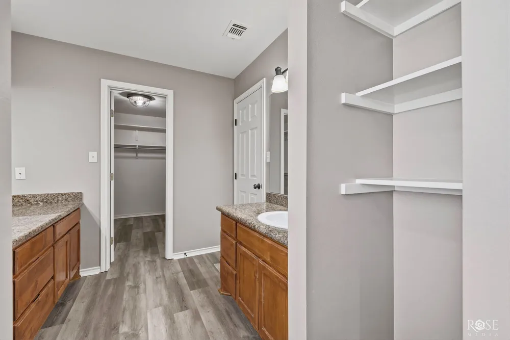 5805 Barrington Ct, San Angelo, TX 76901-5004