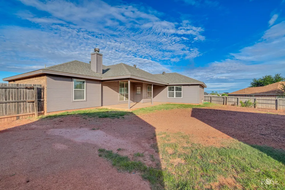 5805 Barrington Ct, San Angelo, TX 76901-5004