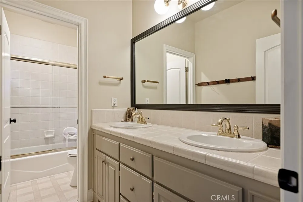 267 Pheasant Run, Lake Arrowhead, CA 92352