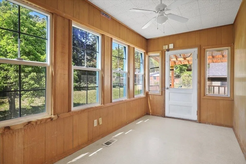 3303 E 35th Ave, Spokane, WA 99223