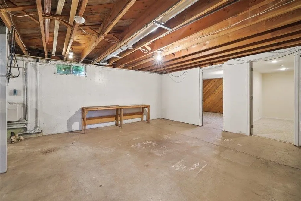 3303 E 35th Ave, Spokane, WA 99223