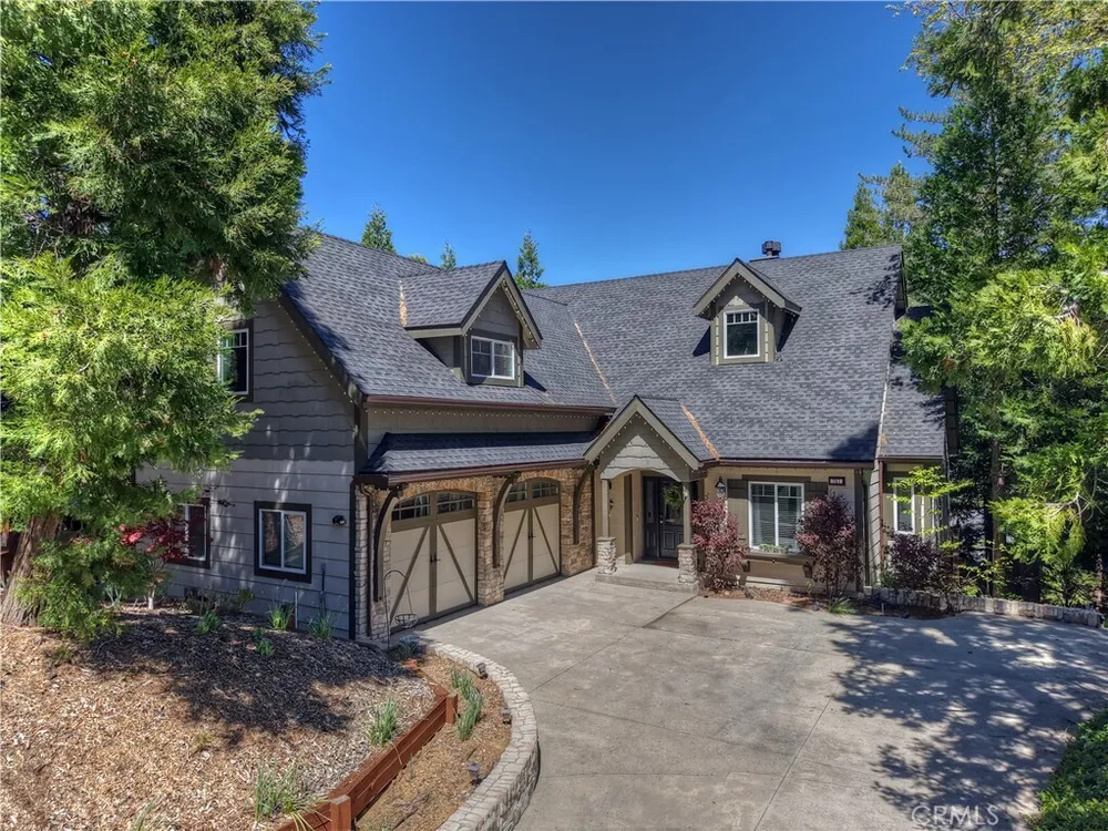757 Nadelhorn Dr, Lake Arrowhead, CA 92352