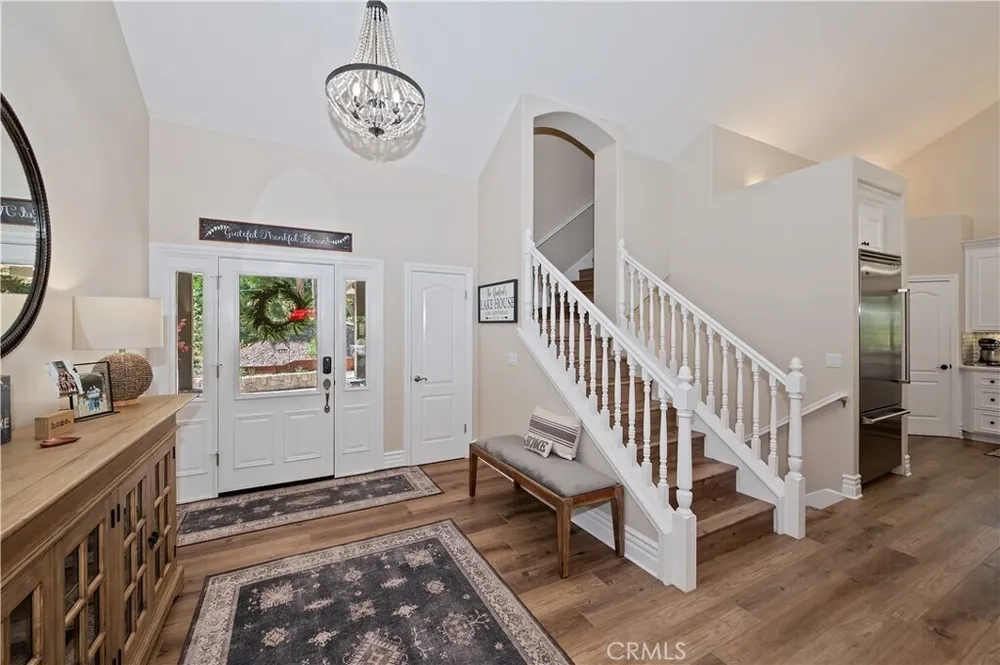 757 Nadelhorn Dr, Lake Arrowhead, CA 92352