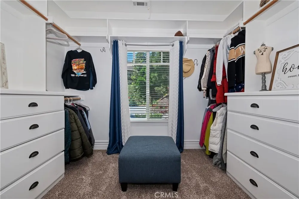 757 Nadelhorn Dr, Lake Arrowhead, CA 92352