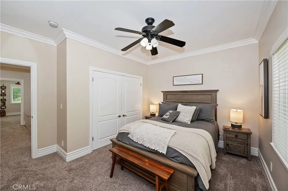 757 Nadelhorn Dr, Lake Arrowhead, CA 92352