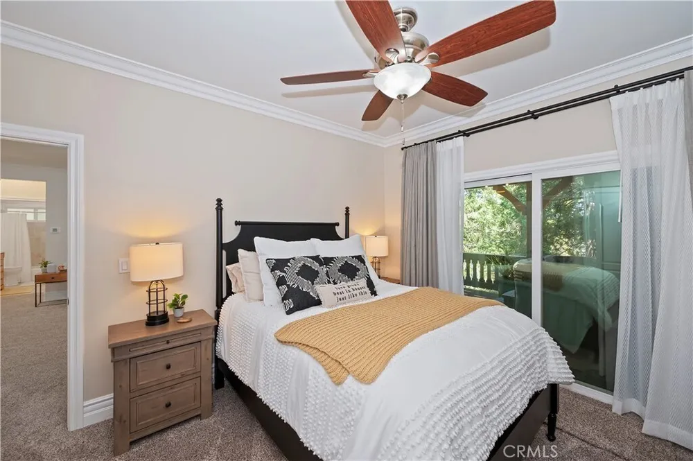 757 Nadelhorn Dr, Lake Arrowhead, CA 92352
