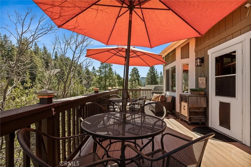 813 Brentwood Dr, Lake Arrowhead, CA 92352