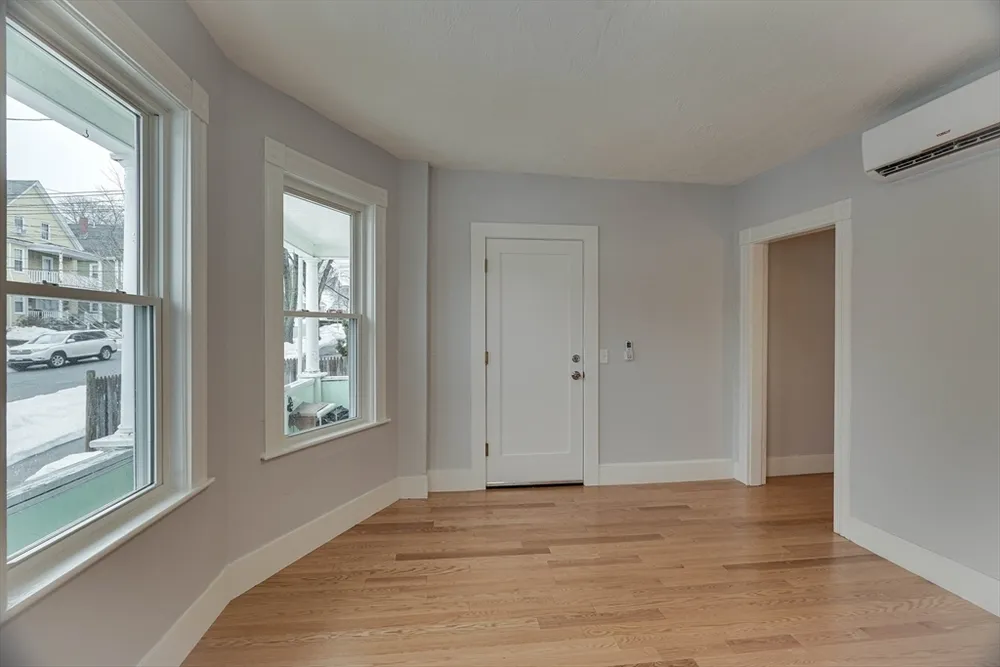 24 Dunlap St, Salem, MA 01970