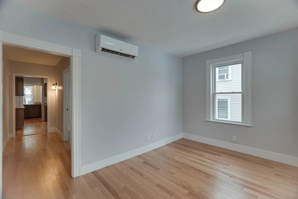 24 Dunlap St, Salem, MA 01970