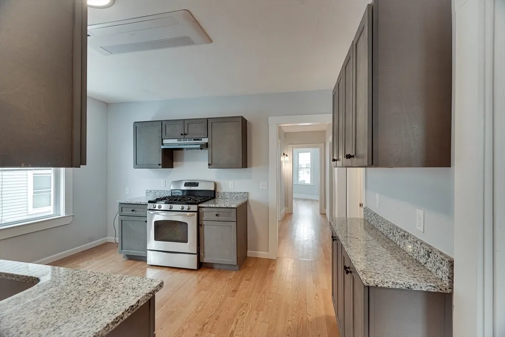 24 Dunlap St, Salem, MA 01970