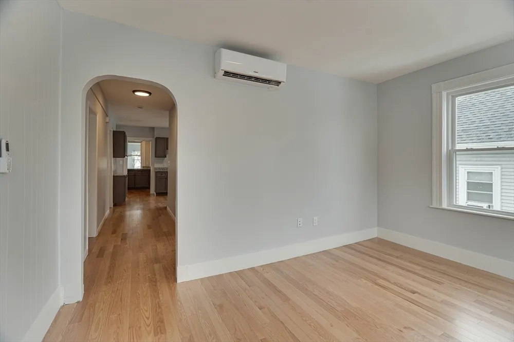 24 Dunlap St, Salem, MA 01970