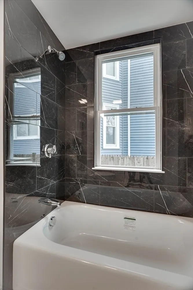24 Dunlap St, Salem, MA 01970