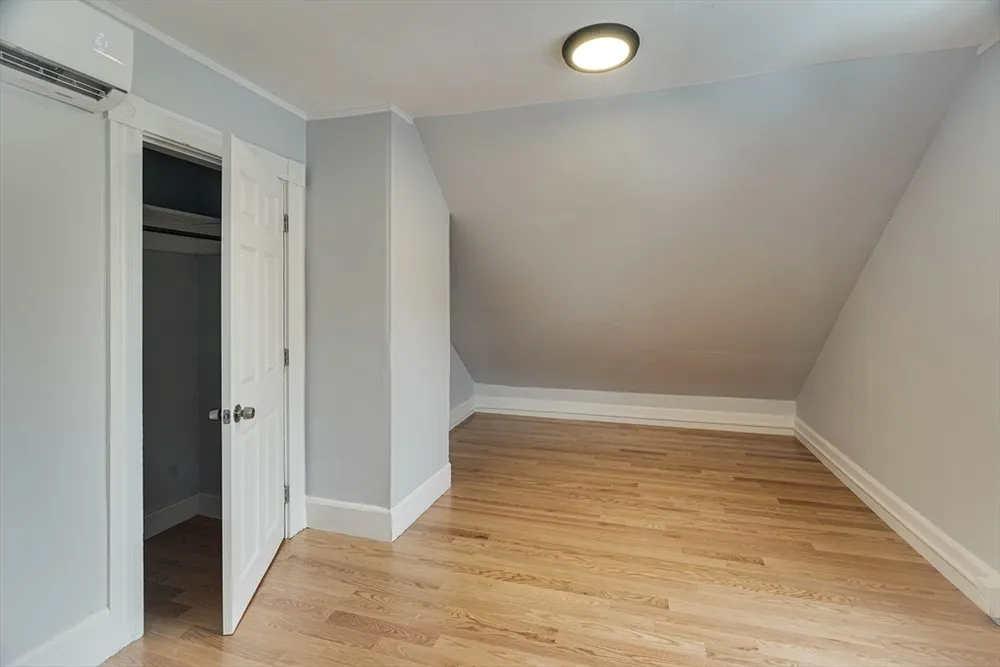 24 Dunlap St, Salem, MA 01970