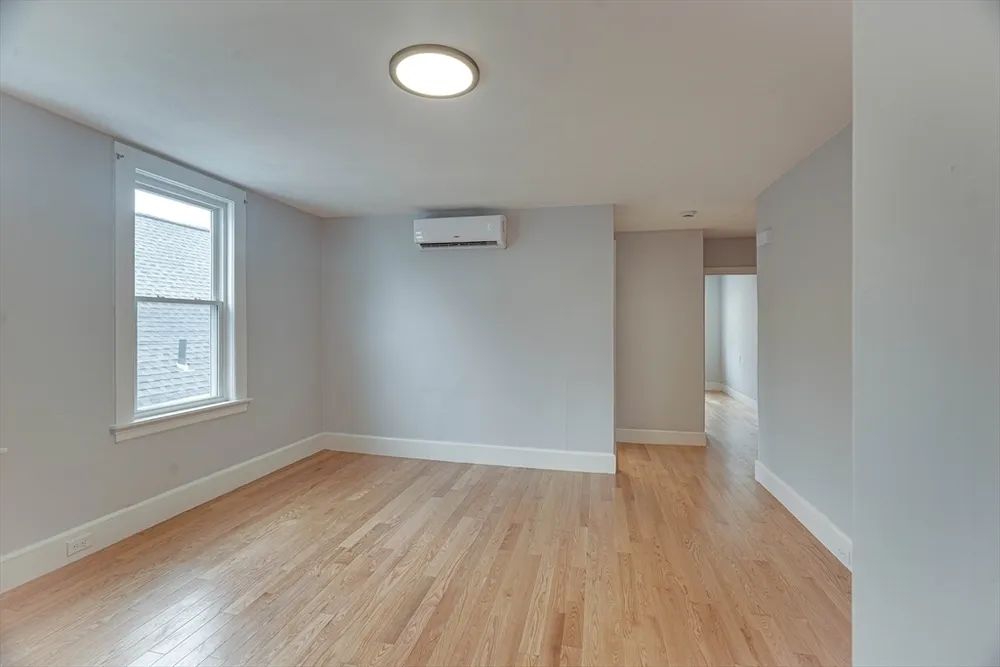 24 Dunlap St, Salem, MA 01970