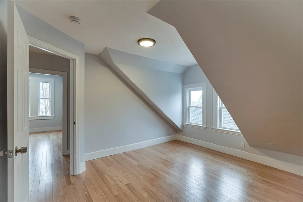 24 Dunlap St, Salem, MA 01970