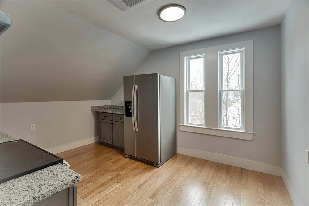 24 Dunlap St, Salem, MA 01970