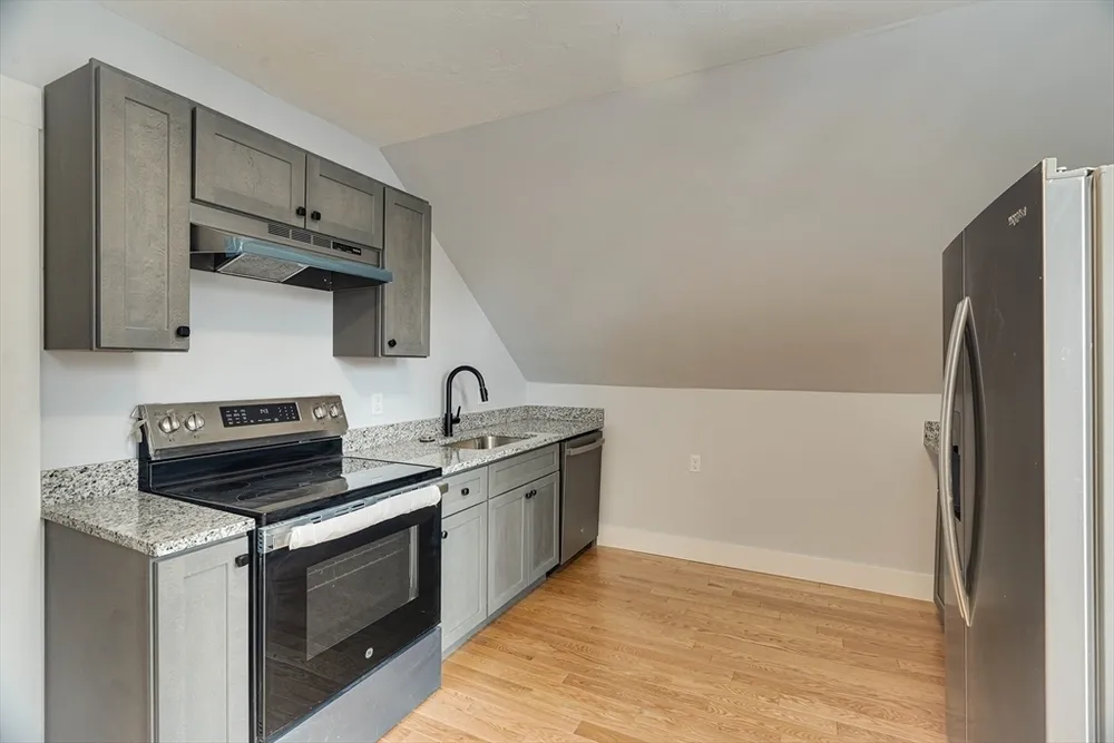 24 Dunlap St, Salem, MA 01970