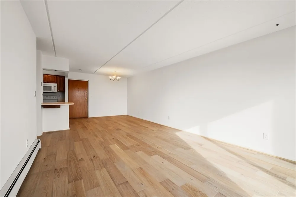95 Nahant St, Lynn, MA 01902